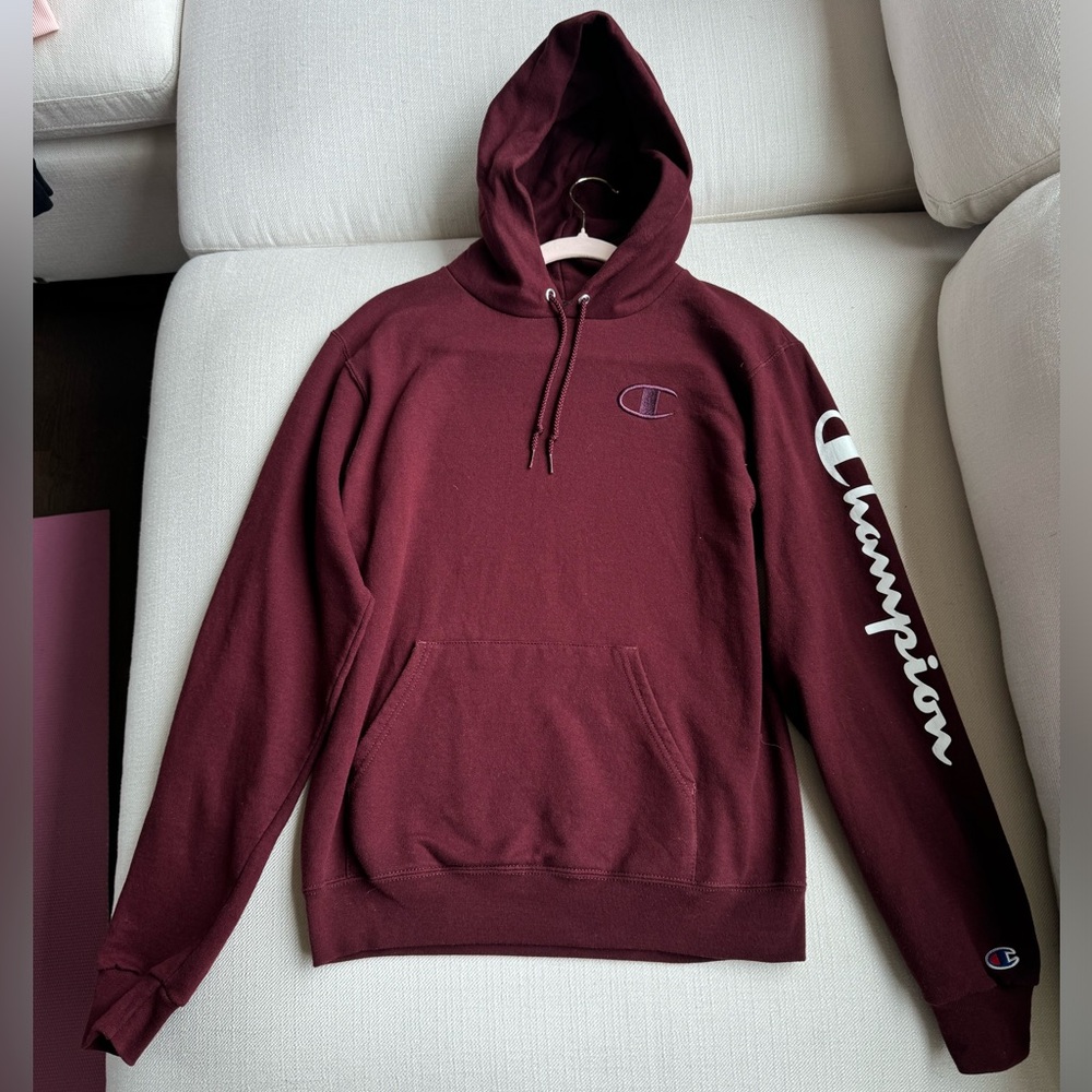 Champion hoodie in maroon size small